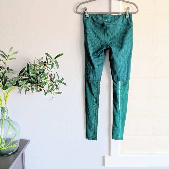 Green Alo Leggings Mesh leg details Small - Picture 2 of 11